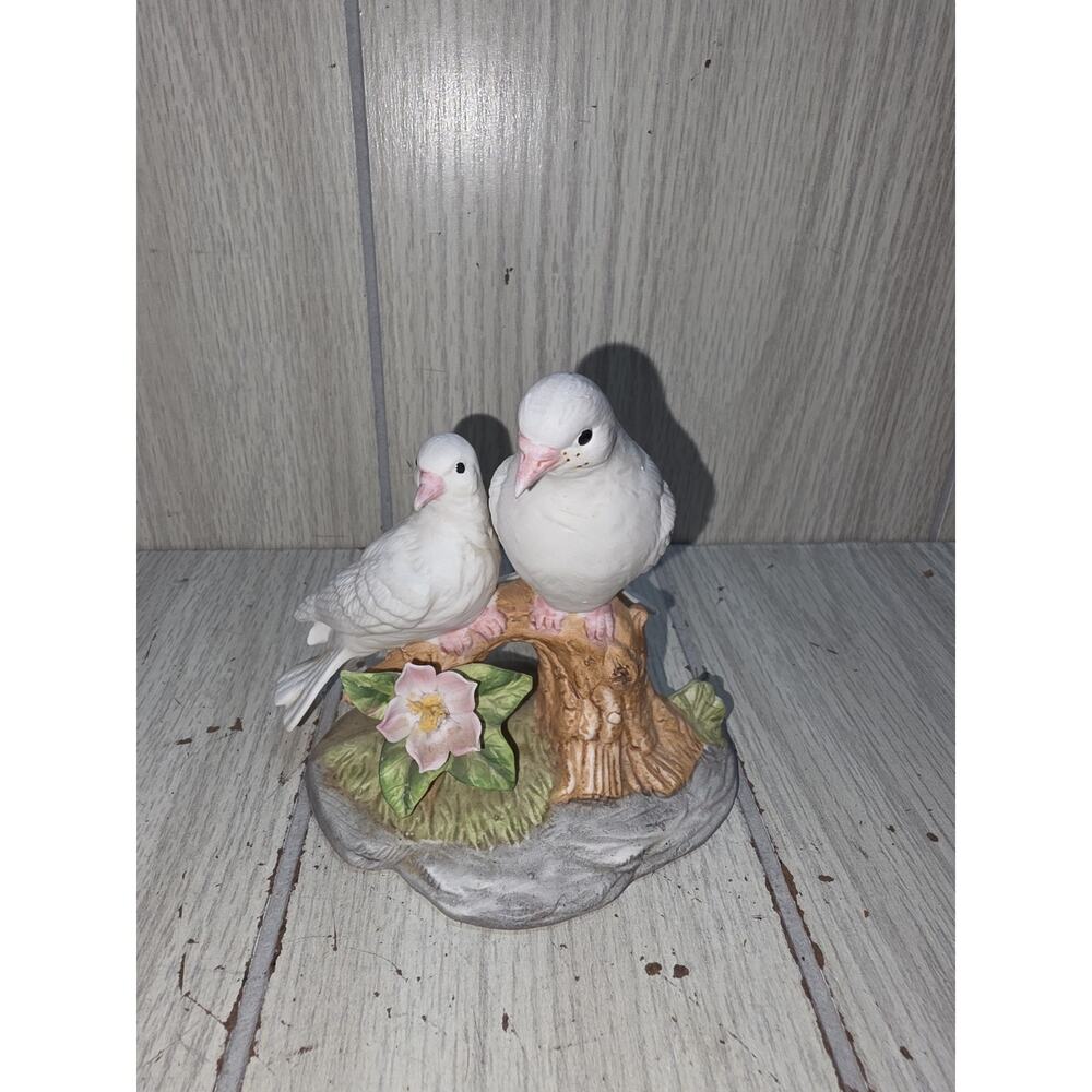Vtg Hand Painted Love Doves Bisque Porcelain Figurine Two Birds Tree Branch